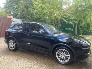2015 Porsche Cayenne Diesel II Рестайлинг (958), чёрный, 4199000 рублей, вид 3