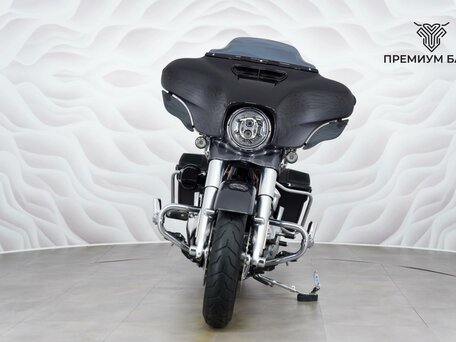 2019 Harley-Davidson CVO Street Glide, чёрный, 2577000 рублей, вид 4