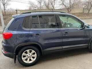2013 Volkswagen Tiguan I Рестайлинг, синий, 1350000 рублей, вид 3