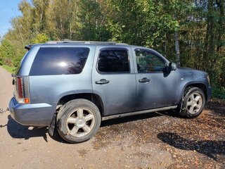 2008 Chevrolet Tahoe III, голубой, 1600000 рублей, вид 2