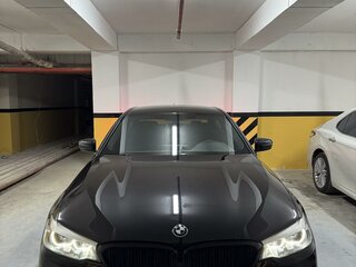 2018 BMW 5 серии 520d VII (G30/G31/G38), чёрный, 3800000 рублей, вид 2