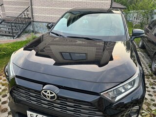2020 Toyota RAV4 V (XA50), чёрный, 2650000 рублей, вид 1