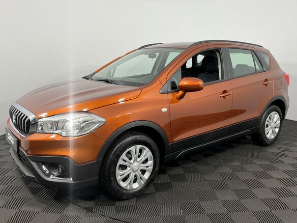 2021 Suzuki SX4 II (S-Cross) Рестайлинг, оранжевый