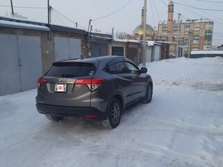 2019 Honda Vezel I Рестайлинг, серый, 2250000 рублей, вид 4