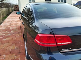 2011 Volkswagen Passat B7, чёрный, 829999 рублей, вид 5