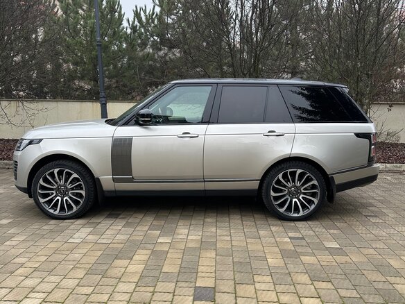2019 Land Rover Range Rover IV Рестайлинг, золотистый, 9200000 рублей - вид 5
