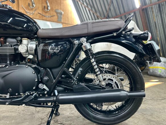 2020 Triumph Bonneville T120, чёрный, 1270000 рублей - вид 17