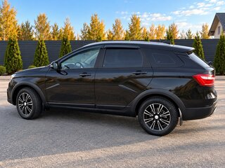 2018 Lada (ВАЗ) Vesta SW Cross I, чёрный, 990000 рублей, вид 3