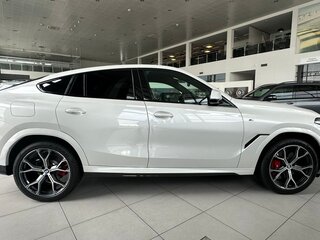2024 BMW X6 30d III (G06) Рестайлинг, белый, 15500000 рублей, вид 4