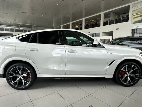 2024 BMW X6 30d III (G06) Рестайлинг, белый, 15500000 рублей, вид 4