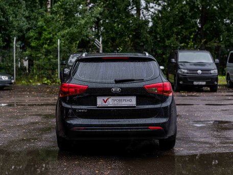 2014 Kia Ceed II, чёрный, 880000 рублей, вид 4