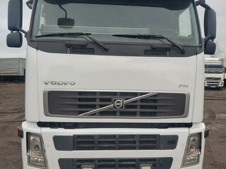 2007 Volvo FH, белый, 2020000 рублей, вид 1