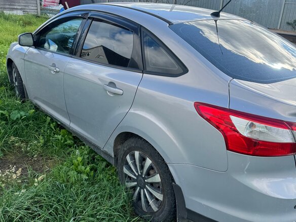 2011 Ford Focus III, серый, 800000 рублей - вид 3