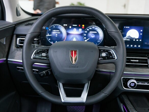2025 Hongqi HS5 I Рестайлинг, чёрный, 4699000 рублей - вид 38