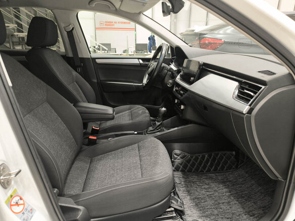2021 Skoda Rapid II, белый, 1780000 рублей - вид 10