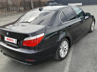 2008 BMW 5 серии 520i V (E60/E61) Рестайлинг, чёрный, 950000 рублей, вид 4