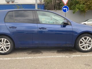 2010 Volkswagen Golf VI, синий, 520000 рублей, вид 3