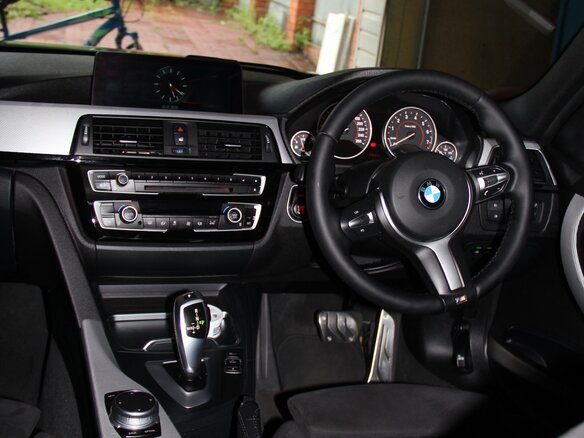 2017 BMW 3 серии 318i VI (F3x) Рестайлинг, белый, 1850000 рублей - вид 21
