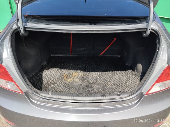 2012 Hyundai Solaris I, серый, 900000 рублей - вид 13