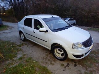 2011 Renault Logan I Рестайлинг, белый, 450000 рублей, вид 2