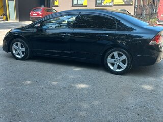 2007 Honda Civic VIII, чёрный, 980000 рублей, вид 4