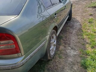 2002 Skoda Octavia I (A4) Рестайлинг, серый, 490000 рублей, вид 4