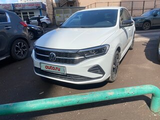 2021 Volkswagen Polo VI, белый, 2000000 рублей, вид 3