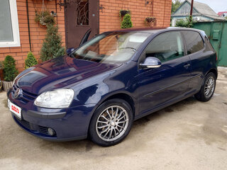 2005 Volkswagen Golf V, синий, 650000 рублей, вид 1
