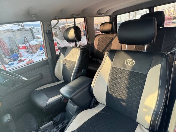 1990 Toyota Land Cruiser Prado 70 Series, оранжевый - вид 11