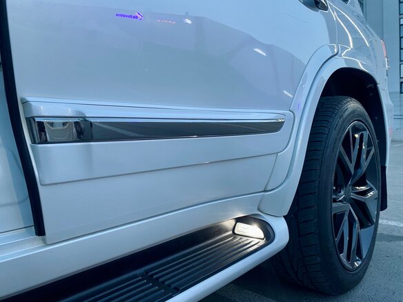 2014 Lexus LX 570 III Рестайлинг, белый, 5990000 рублей - вид 28