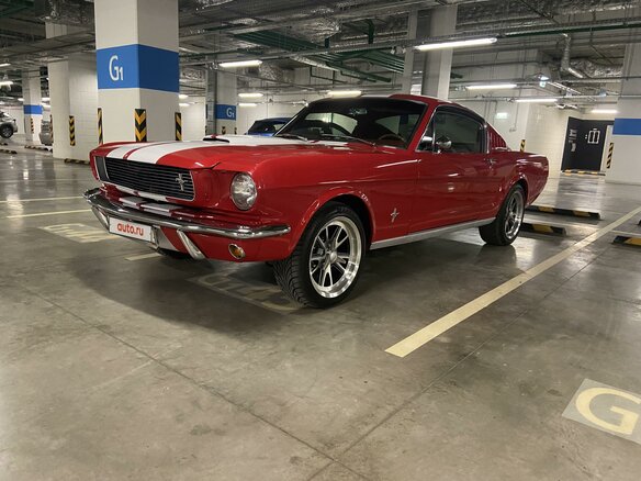 1965 Ford Mustang I, красный