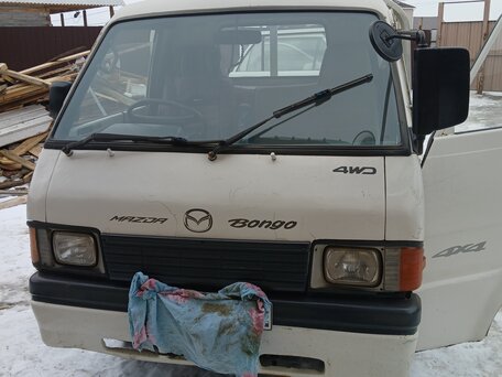 1988 Mazda Bongo, белый, 450000 рублей, вид 1