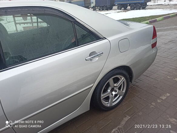 2001 Toyota Mark II IX (X110), серый - вид 4