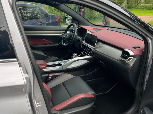 2022 Geely Coolray I, серебристый, 1350000 рублей - вид 5