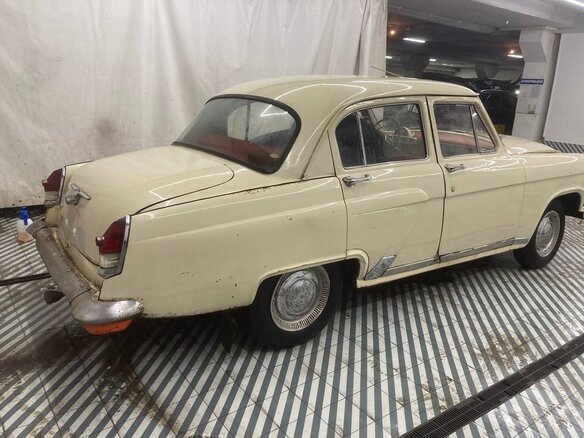 1968 ГАЗ 21 «Волга» 21Р, бежевый, 250000 рублей - вид 5