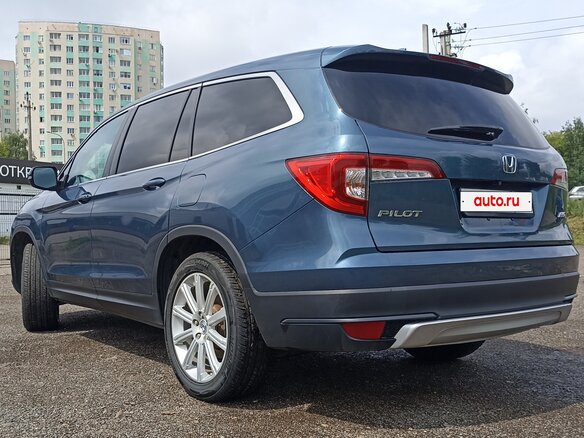 2021 Honda Pilot 9AT III Рестайлинг, зелёный, 3900000 рублей - вид 3