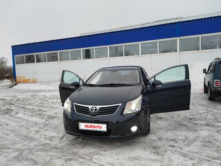 2011 Toyota Avensis III Рестайлинг, серый, 950000 рублей, вид 3