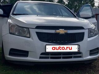 2012 Chevrolet Cruze I, белый, 700000 рублей, вид 3
