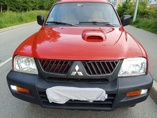 2005 Mitsubishi L200 III, красный, 1100000 рублей, вид 1