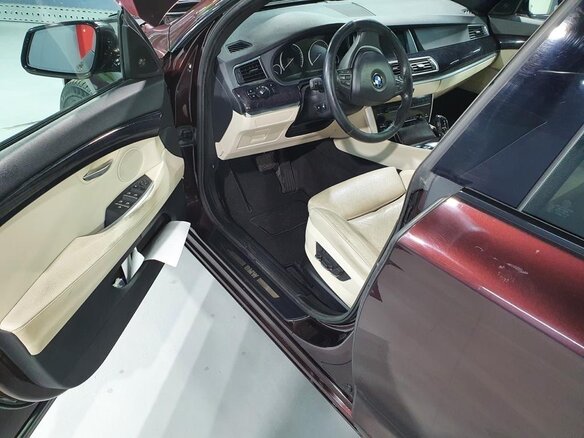 2011 BMW 5 серии 535d xDrive VI (F10/F11/F07), красный - вид 4