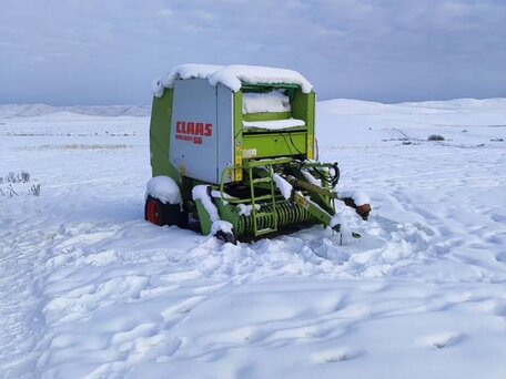 2003 Claas Rollant 340 RC, зелёный, 900000 рублей, вид 2