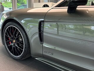 2022 Porsche Panamera GTS II Рестайлинг, серый, 19250000 рублей, вид 3