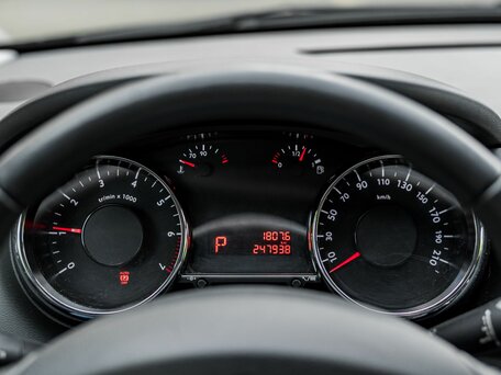 2012 Peugeot 3008 I, чёрный, 589000 рублей, вид 5