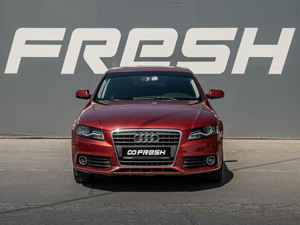 2010 Audi A4 IV (B8), красный - вид 2