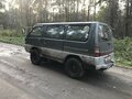 1992 Mitsubishi Delica III, серый, 500000 рублей - вид 2