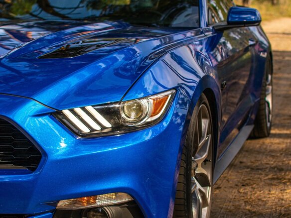 2017 Ford Mustang VI, синий, 4700000 рублей - вид 16