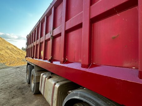 2003 Scania 4-Series, красный, 2999999 рублей, вид 5