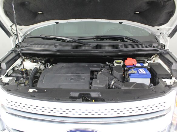 2015 Ford Explorer V, белый - вид 16