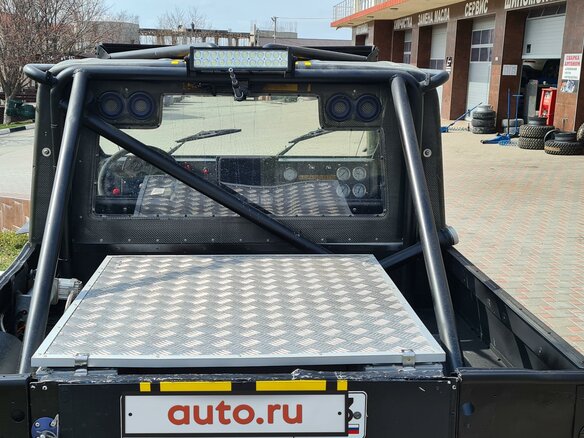 1996 Land Rover Defender 130 I, чёрный - вид 4