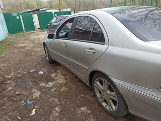 2001 Mercedes-Benz C-Класс 320 II (W203), серебристый, 520000 рублей, вид 5